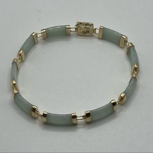 14k Yellow Gold Jade Bracelet